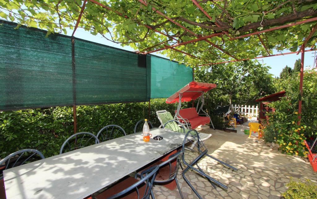 Apartments And Room Eva Rovinj Exterior photo